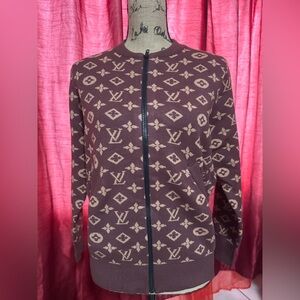 Fashion Inspired Item (CLOTHING)